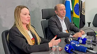 Adolescente se fingiu de "melhor amiga" para chantagear Lívia na internet