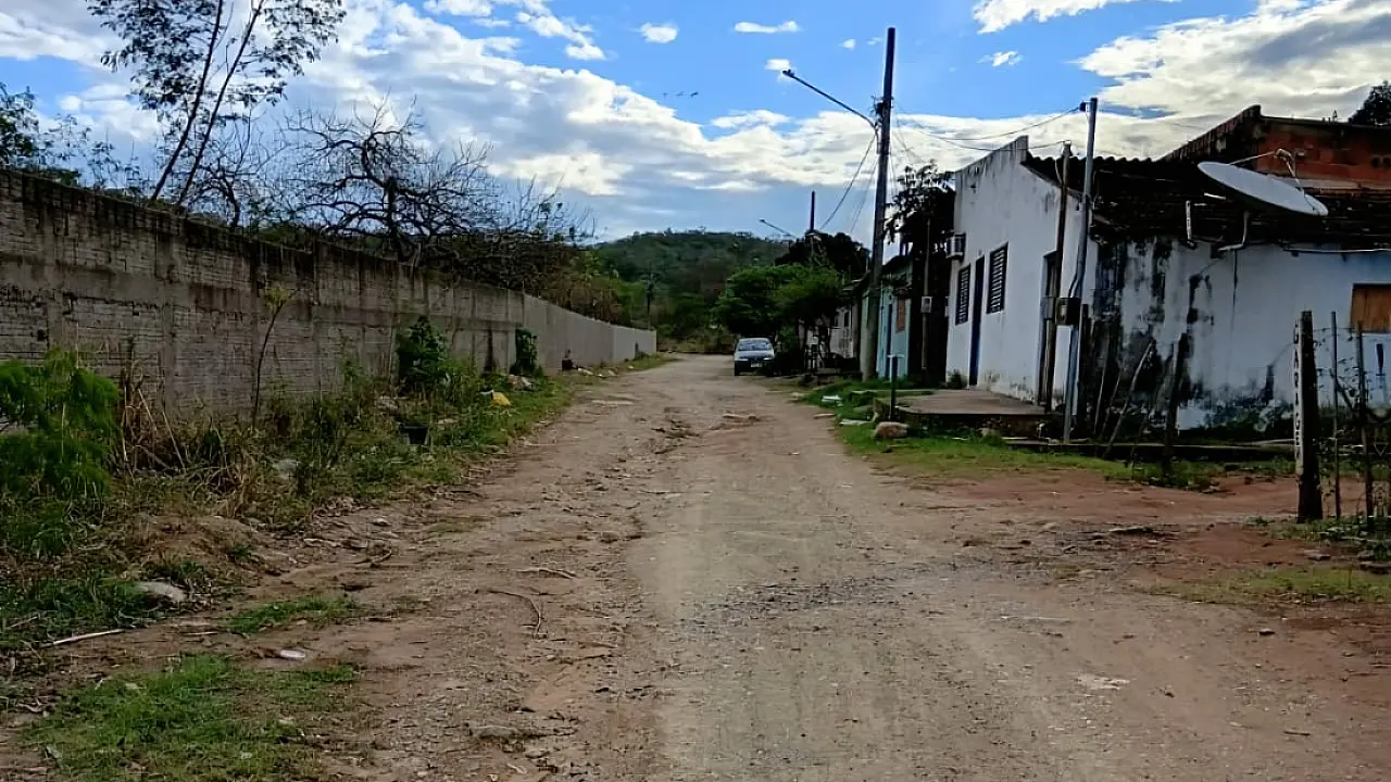 Hanna reforça cobrança pela recuperação de vias públicas na área urbana de Corumbá
