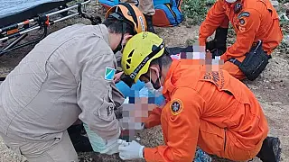 Motociclista é socorrida após queda acidental na parte alta de Corumbá