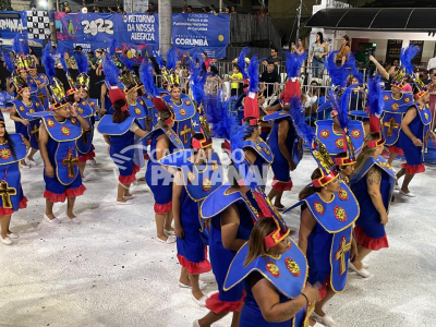 Pelo universo feminino, Império do Morro faz desfile de garra após  problemas internos - Diário Corumbaense