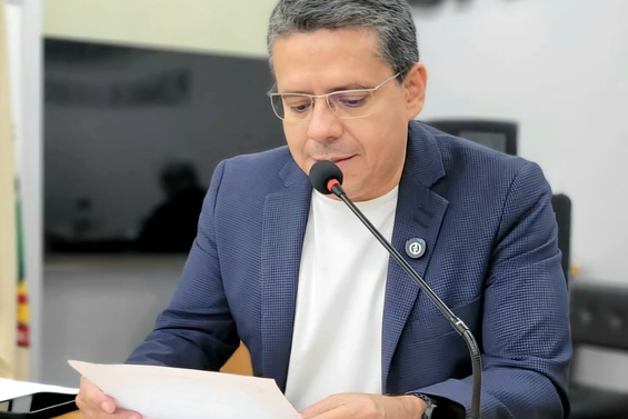 Proposta foi apresentada ontem por Alexandre.