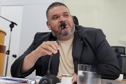 Jovan diz que limpeza é necessária para evitar alagamentos na região.