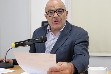 Yussef lembra que terrenos sujos colocam a saúde pública em risco.